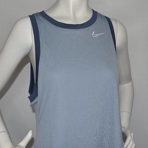 Nike Women's New Size Medium Blue Basketball Tank